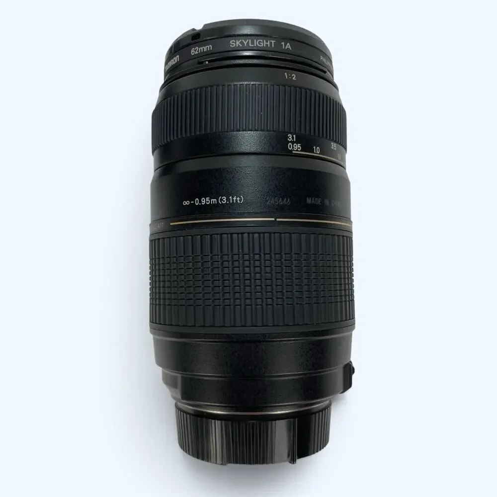 Tamron AF 70-300mm 1:4-5.6 Tele-Macro (1:2) Lens A17 with hood - Nikon F